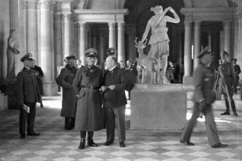 'להציל את מיכאלאנג'לו' - סדרת הרצאות על ביזת האומנות שביצעו הנאצים