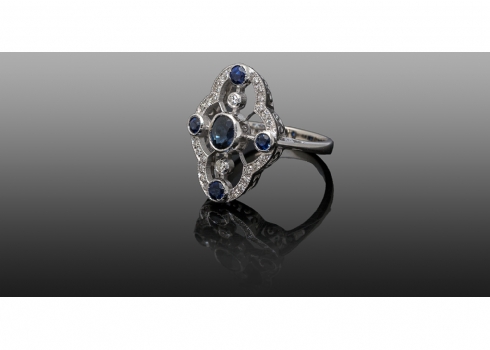 טבעת יהלומים ואבני ספיר כחולות