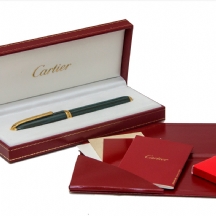 עט מתוצרת 'קרטיה'