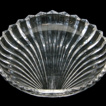 קערת קריסטל איכותית בדגם צדף.