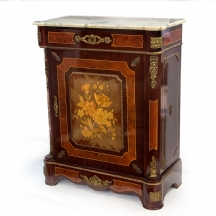 מזנון ישן בסגנון עתיק