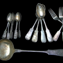 לוט של חלקי סכו"ם כסף רוסי עתיק