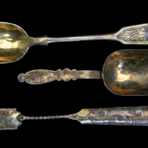 לוט של שלושה כלי כסף רוסים קטנים (X3)