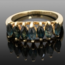 טבעת זהב ישנה משובצת ספירים