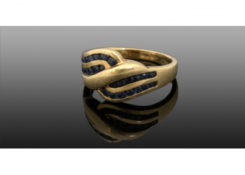 טבעת זהב ישנה משובצת ספירים