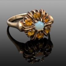 טבעת זהב ישנה משובצת סיטרין ואופל