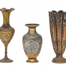 לוט של שלושה אגרטלי פליז ישנים (X3)