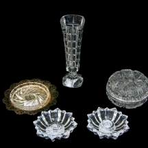 לוט של חמישה כלי קריסטל ותחתית מוכספת (X6)