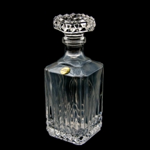 דקנטר עשוי קריסטל מלוטש ביד