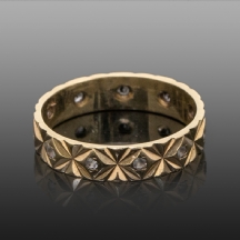 טבעת ישנה עשויה זהב