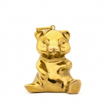 תליון זהב מעוצב בדמות דובי