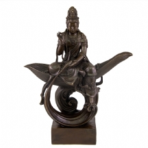פסל ברונזה בדמות אלה הודית