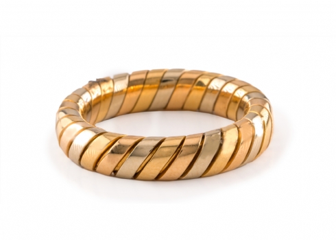 טבעת זהב 'Bvlgari'