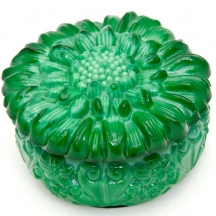 קופסה עשויה זכוכית מלכיט (Malachite Glass)