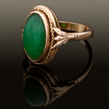 טבעת זהב משובצת אבן ג'ייד   (3814)