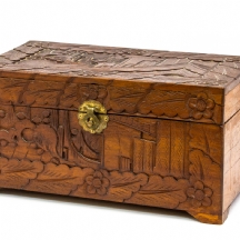 קופסת תכשיטים סינית ישנה מעץ