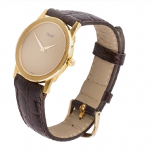 שעון יד לגבר מתוצרת חברת 'פיאז'ה' ('Piaget')