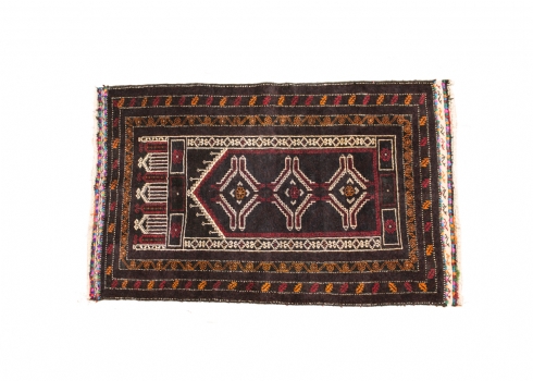 שטיח בלוצ'י פרסי ישן ומיוחד