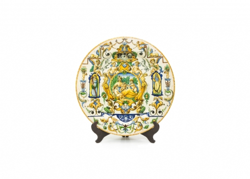 צלחת מיוליקה (Maiolica) איטלקית עתיקה גדולת מיימדים