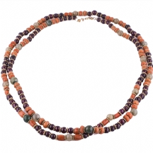 מחרוזת מאבני חן שונות