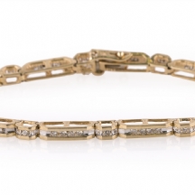 צמיד זהב משובץ יהלומים