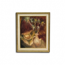 'כד פרחים על רקע אדום'