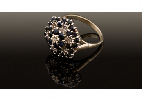 טבעת זהב משובצת יהלומים וספירים   (2077)