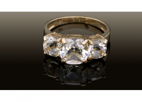 טבעת זהב משובצת ספירים   (2735)
