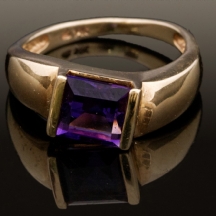טבעת זהב משובצת אמטיסט   (3635)