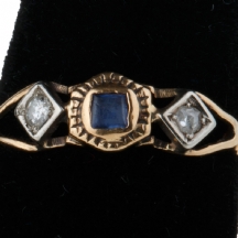 טבעת זהב עתיקה משובצת ספירים   (4202)