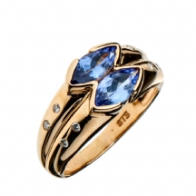 טבעת זהב משובצת אבן טנזנייט ויהלומים
