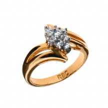 טבעת  מצופה זהב משובצת אבני חן