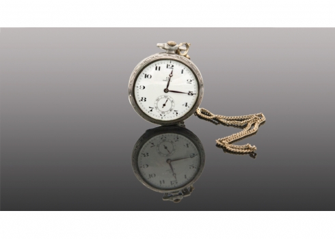 שעון כיס מתוצרת 'OMEGA' עשוי כסף   (3252)