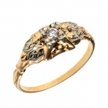 טבעת זהב ישנה משובצת יהלום