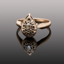 טבעת עתיקה עשויה זהב 14 קארט משובצת יהלום בליטוש עתיק
