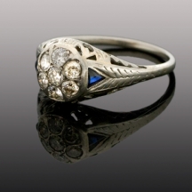 טבעת זהב עתיקה משובצת יהלומים וספירים   (232)