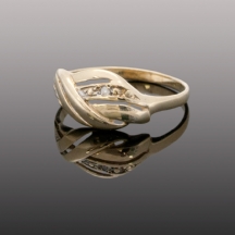 טבעת זהב משובצת אבן זירקון   (1474)