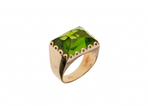 טבעת זהב ופרידוט ירוקה  (המחיר ירד !!!)