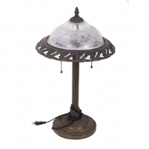 מנורה שולחנית בסגנון עתיק