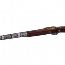 קישוט מרוקאי ישן בצורת רובה עתיק