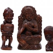 לוט של שלושה פסלי עץ ישנים ואיכותיים