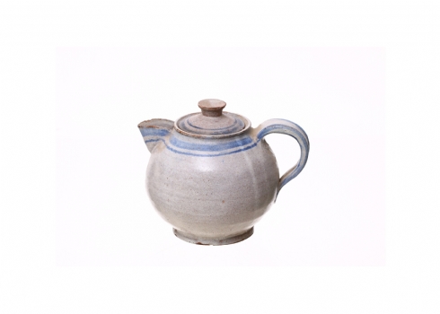 קנקן תה גדול מתוצרת בית המלאכה 'כד וספל' - חוה סמואל
