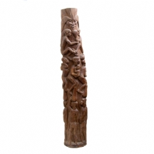 פסל עץ אפריקאי גדול