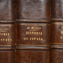 שמונה כרכים עתיקים על ההיסטוריה של ספרד משנת 1892