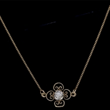 שרשרת עם תליון עתיק עשויים זהב