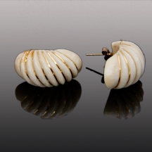 זוג עגילים אפריקאים ישנים