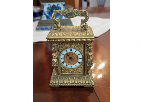 שעון נשיאה צרפתי עתיק עשוי ברונזה