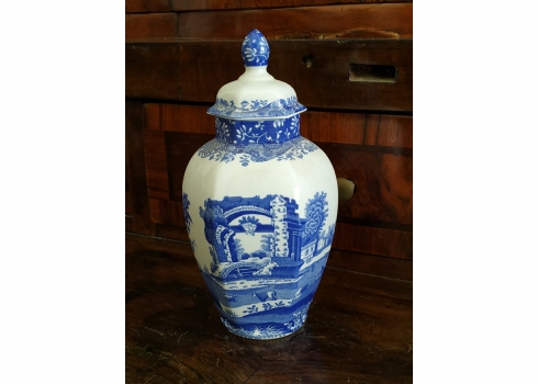 אגרטל חרסינה אנגלי מתוצרת: 'ספוד' (Spode) ומכסה תואם