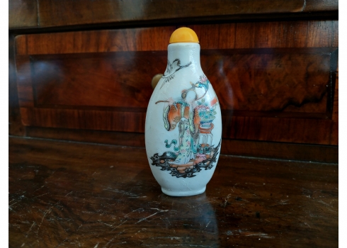 בקבוק הרחה (Snuff bottle) סיני דקורטיבי