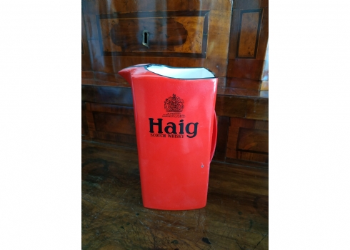 קנקן חרסינה אנגלי (פרסומת לוויסקי Haig Scotch Whisky), מתוצרת: 'Carlton-Ware'